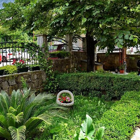 Apartments Martiva Котор Экстерьер фото