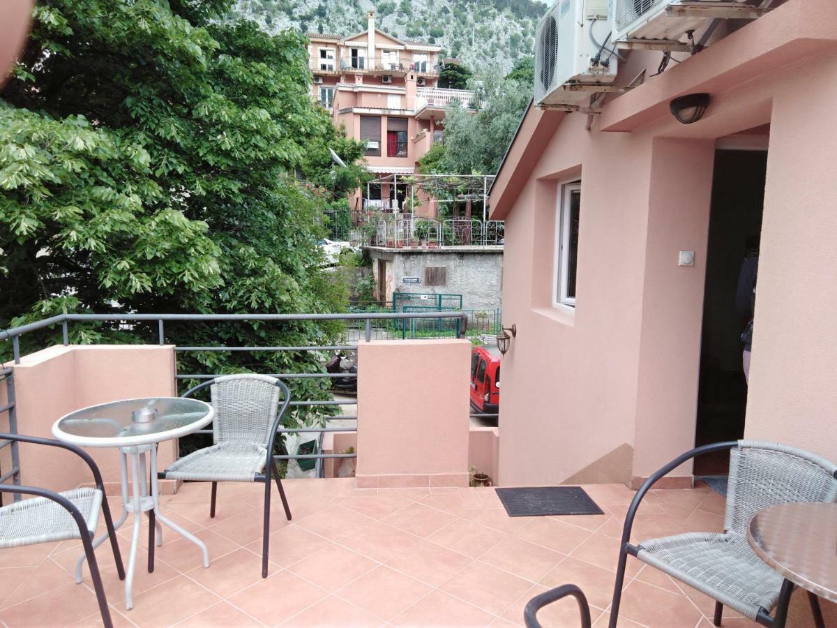 Apartments Martiva Котор Экстерьер фото